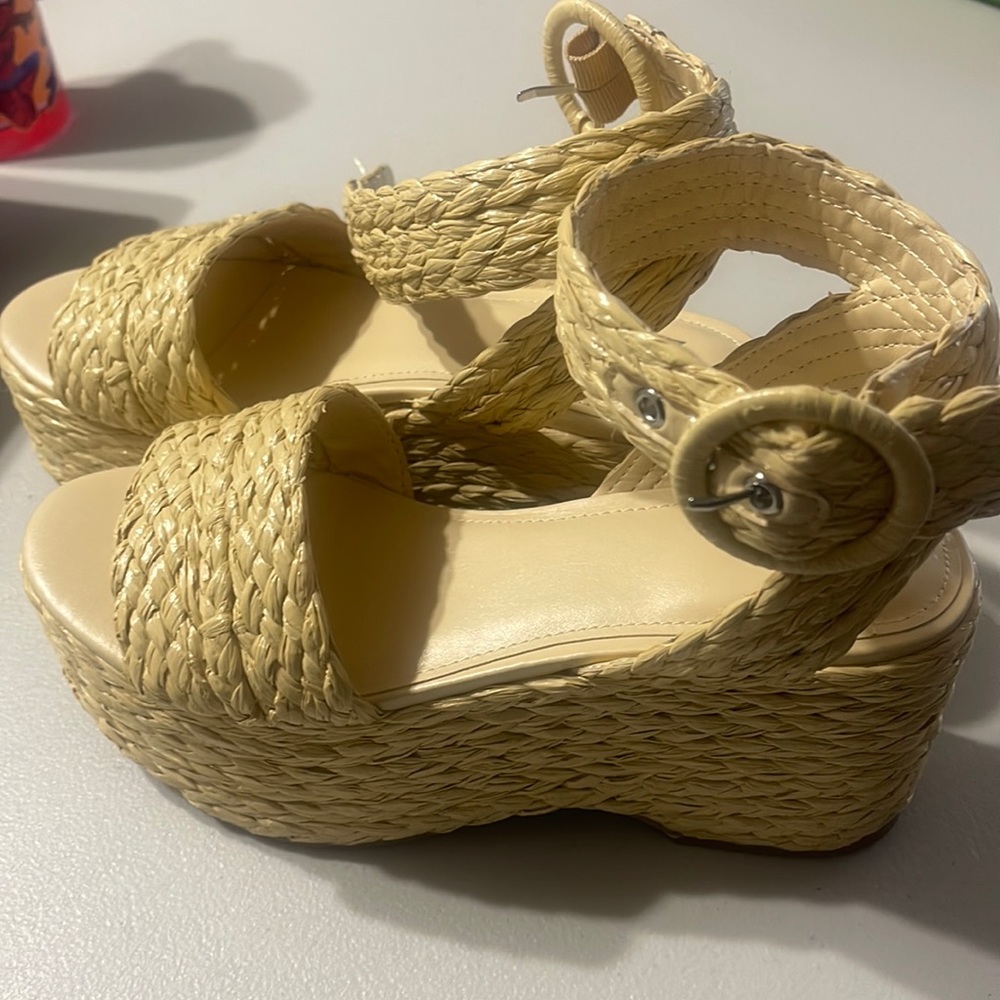 Marc Fisher Wedges